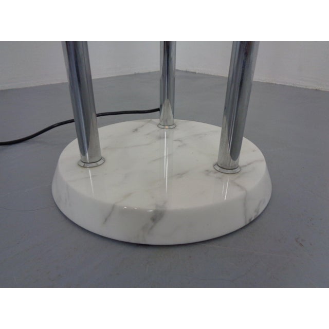 1970s Arianna Floor Lamp in Marble and Handblown Glass by Bruno Gecchelin for Oluce, Italy, 1970s For Sale - Image 5 of 18