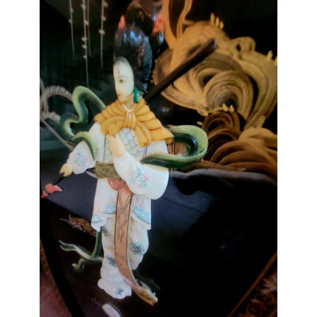 1930s Pair of Raised Jade Chinoiserie Oval Wall Panels, Circa 1930s For Sale - Image 5 of 7