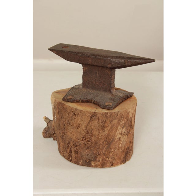 High Quality Vintage Iron Forge Anvil Mounted on Wooden Stump