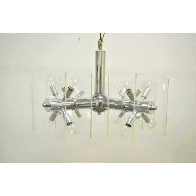 Mid-Century Modern Mid-Century Modern Chrome and Lucite Sputnik Orb Chandelier For Sale - Image 3 of 10