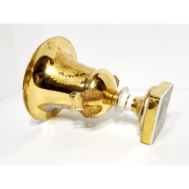 Gold Antique Early 19th Century Old Paris Porcelain Campagna Urn With Hand Painted Gardener For Sale - Image 8 of 12