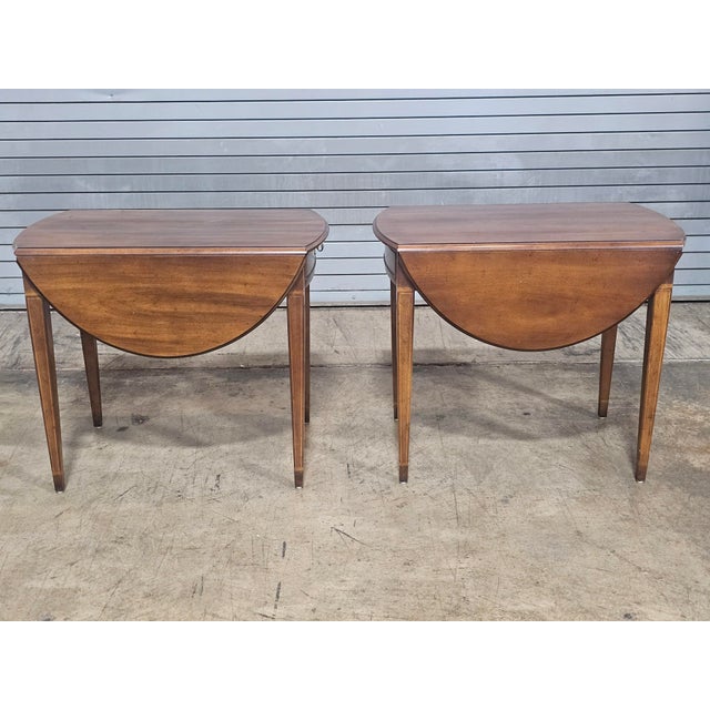 Late 20th Century Pair of Henredon Mahogany Pembroke Tables Inlays For Sale In Cleveland - Image 6 of 13