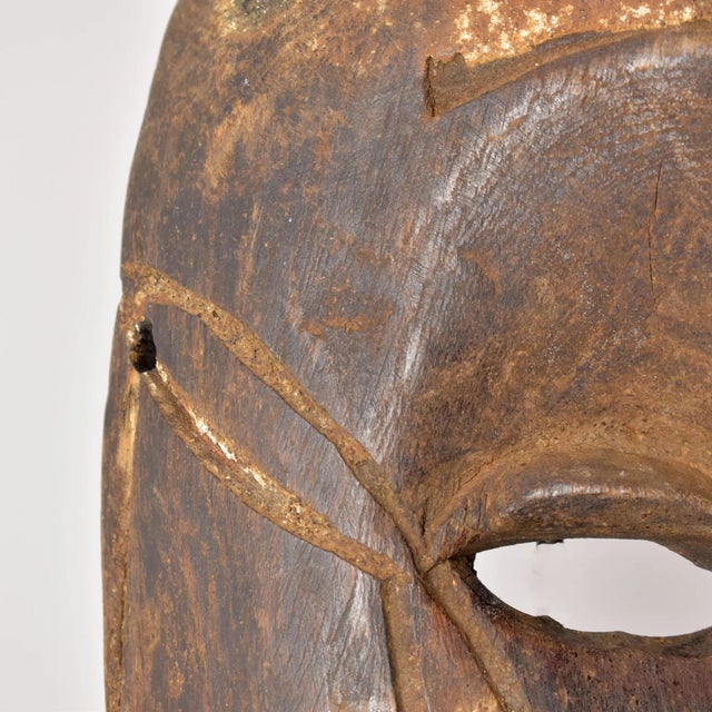 Early 20th Century Early 20th Century Bembe Alunga Plank Mask For Sale - Image 5 of 7