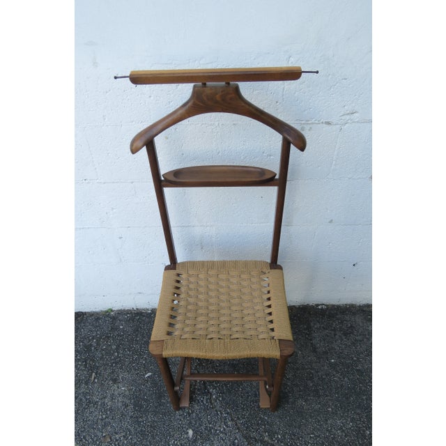 Mid-Century Modern Mid Century Italian Folding Collapsible Valet Butler Chair With Rush Seat For Sale - Image 3 of 10