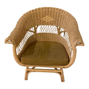 1960s Vintage Coastal Transitional Boho Wicker Arm Chair