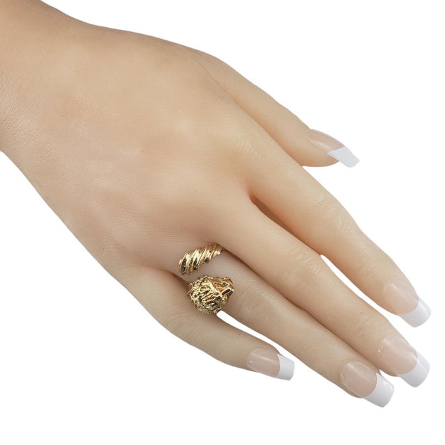 14 Karat Yellow Gold Dragon Ring Size 6 This beautifully detailed dragon ring is crafted in meticulously detailed 14K...