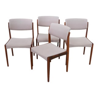 Danish Modern Rosewood Dining Chairs by H. W. Klein for Bramin, 1960s, Set of 4 For Sale