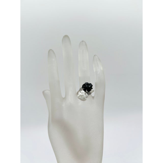 Modern Estate Chanel Agate, Onyx and Diamond Camelia Ring in 18k White Gold, Size 6.75 For Sale - Image 3 of 8