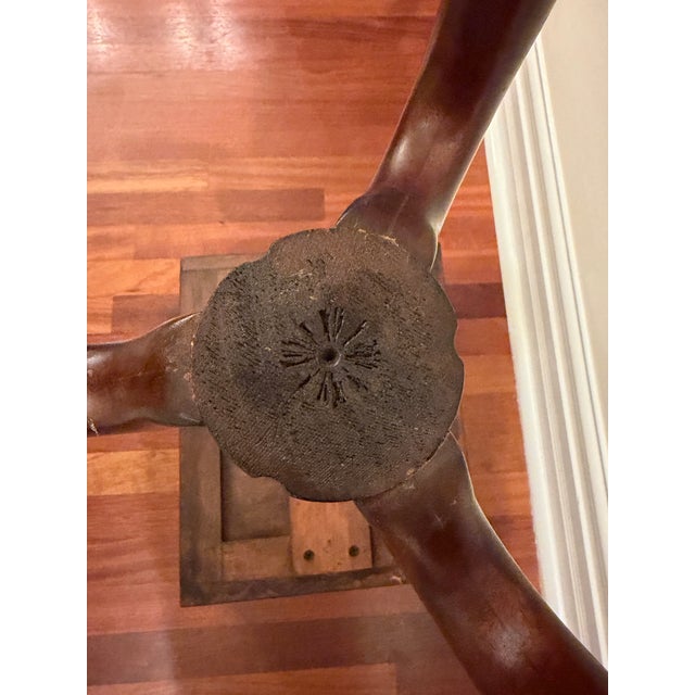1940s Kindel Colonial Revival Mahogany Pedestal Side Table With Barley Twist For Sale - Image 10 of 11