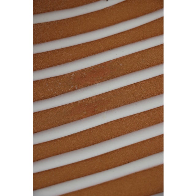 1960s Vide Poche by Ingrid Atterberg for Upsala Ekeby, Sweden, 1960s For Sale - Image 5 of 6