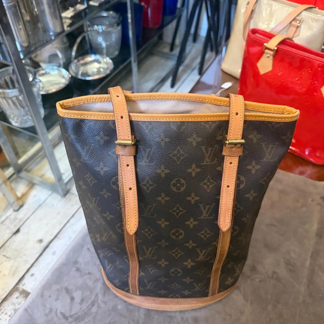 A 2006 Louis Vuitton Monogram Coated Canvas and Leather Bucket Gm Tote Bag For Sale - Image 6 of 14