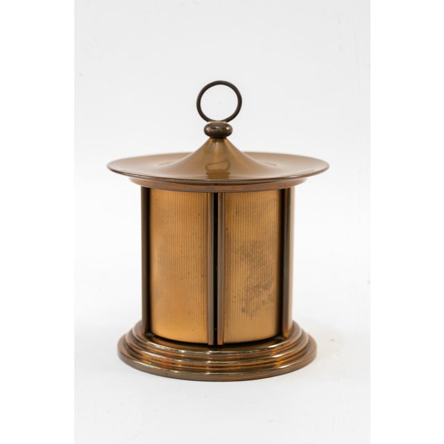 Gold Swiss Watch Table Clock Carmic Geneve 7 Jewels, 1950s For Sale - Image 8 of 16