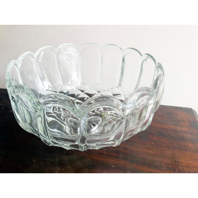 Early 20th Century Antique L E Smith Old Dominion Crystal Punch Bowl With 7 cups - 8 pcs For Sale - Image 5 of 10