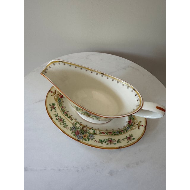 Ceramic Vintage Royal Worcester "Riviera" Gravy Boat & Underplate | Made in England | Floral Garland | Fine English Porcelain | Discontinued Pattern For Sale - Image 7 of 8
