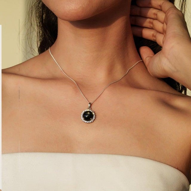 Antique Finish Black Star & Zircon Pendant With Prong Setting For Sale - Image 6 of 12