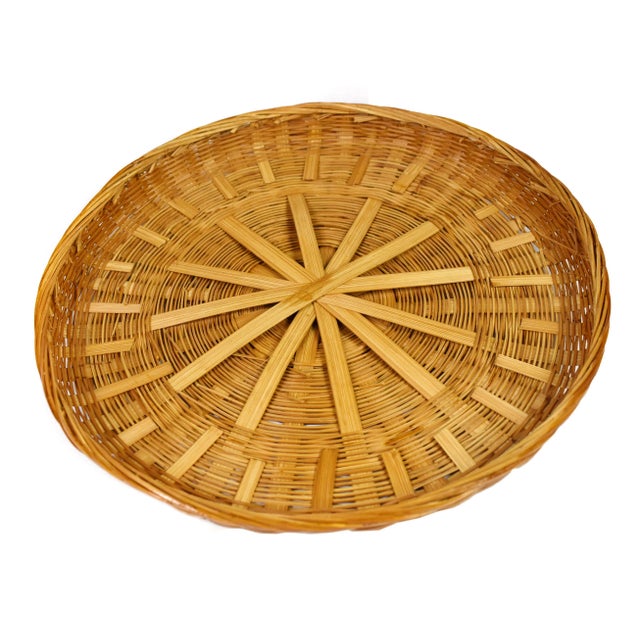 Late 20th Century Vintage Hand Woven Wicker Round Lidded Storage Basket For Sale - Image 5 of 8