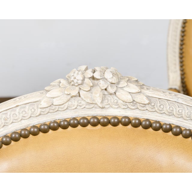 Set of Four French Louis XVI Style 1900s Oval Back Painted and Carved Armchairs For Sale In Atlanta - Image 6 of 12