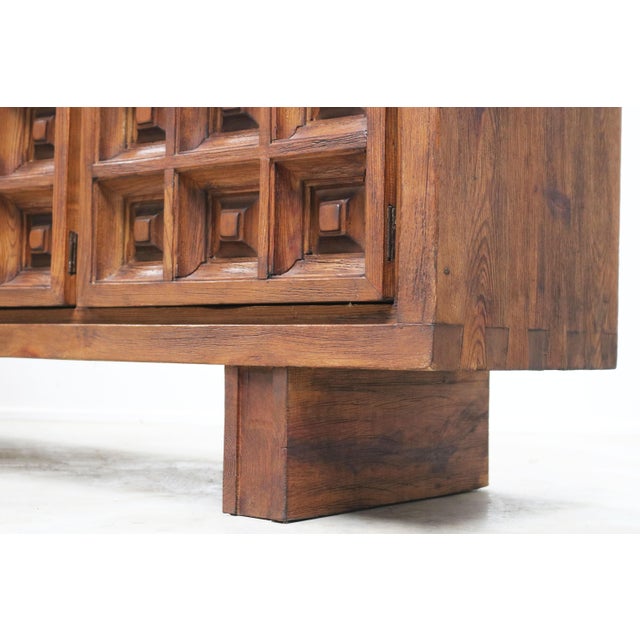 Mid-Century Brutalist Sideboard in Stained Pine by Biosca, Spain, 1960 For Sale - Image 16 of 18