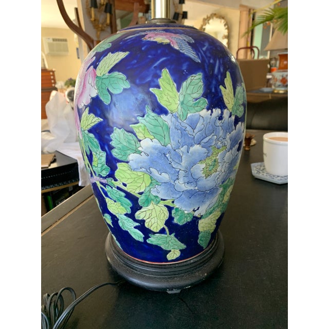 Chinoiserie Vintage Chinoiserie Hand Painted Peonies Ginger Jar Lamp For Sale - Image 3 of 12