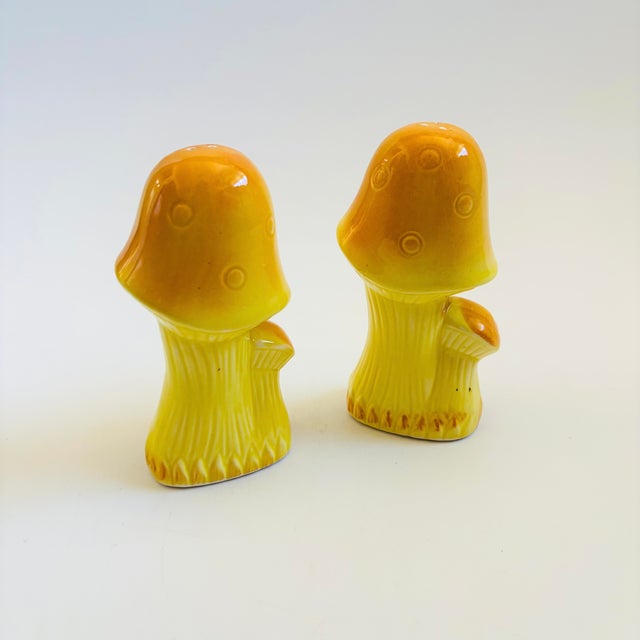 Mid Century Yellow Ceramic Mushroom Salt and Pepper Shakers, Japan For Sale - Image 4 of 10