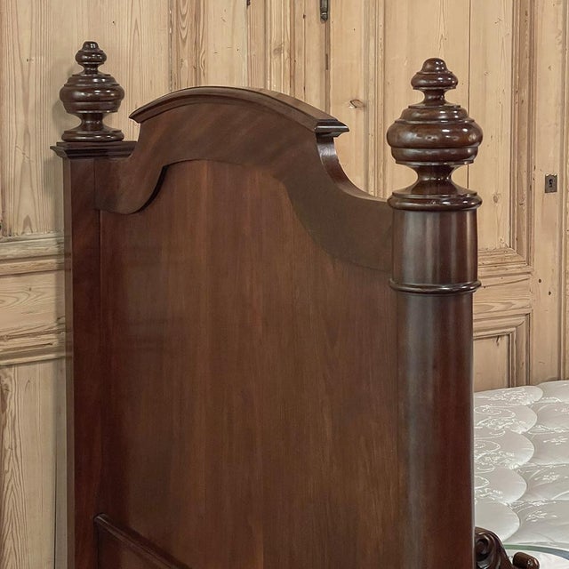 Auburn 19th Century Napoleon III Period Mahogany Wall Bed For Sale - Image 8 of 18