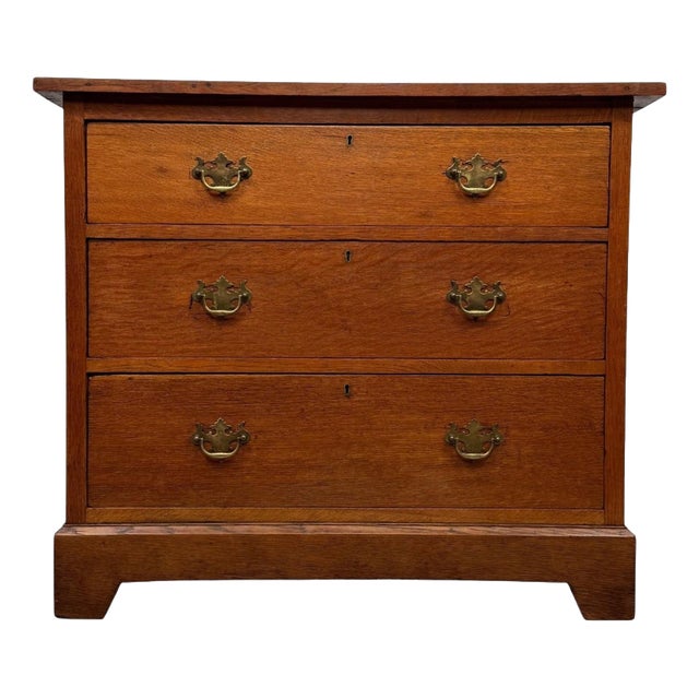 Antique Early 20th Century English Golden Oak Chest of Drawers For Sale