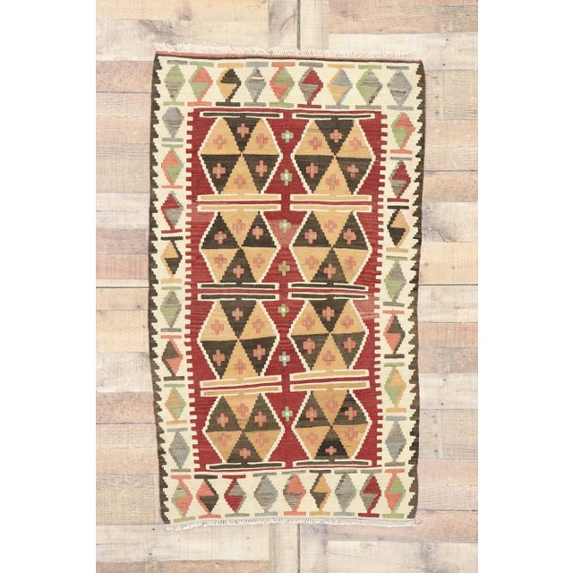Red Vintage Persian Shiraz Kilim Rug - 02'11 X 04'11 For Sale - Image 8 of 9