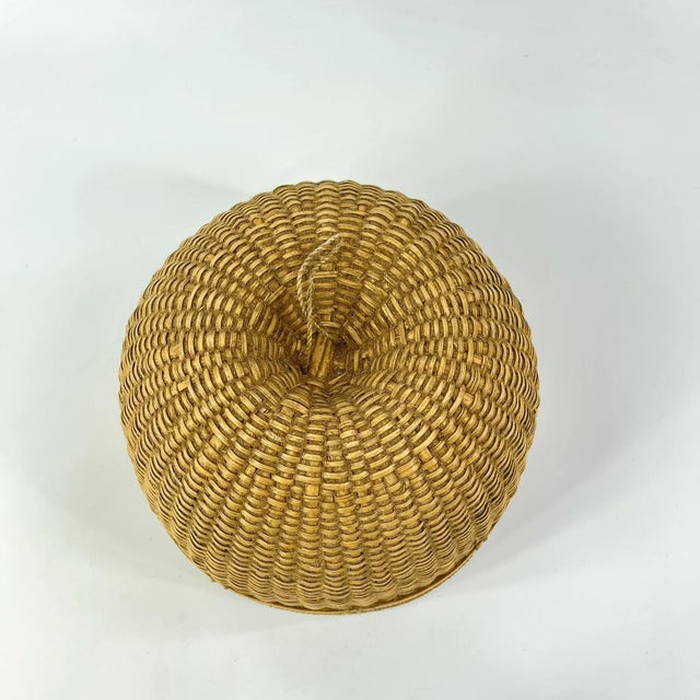 Tan Early 20th Century Old Ndebele Basket MATTER COLLECTION For Sale - Image 8 of 9
