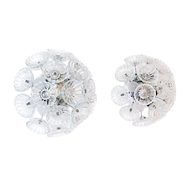 1960s German Glass and Metal Sunburst Sconces from VEB Leuchten, 1960s, Set of 2 For Sale - Image 5 of 7