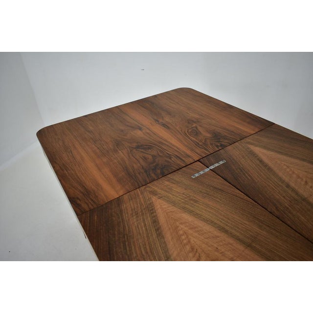 Czechoslovakian Extendable Dining Table in Walnut by Jindrich Halabala, 1940s For Sale - Image 11 of 18