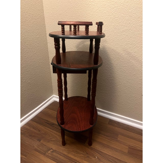 Vintage Solid Wood 3-Tier Round Accent Table W/ Drawer – Early American Colonial Style For Sale - Image 4 of 9