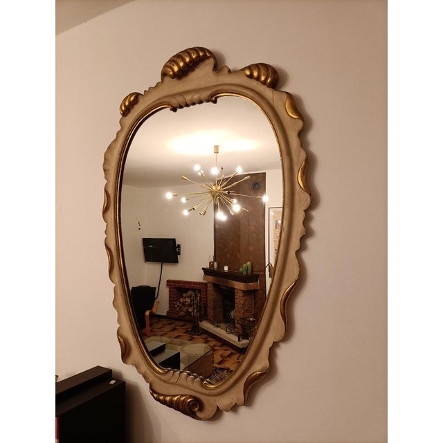 Large Mirror in Lacquered and Gilded Wood with Scrolls and Floral Motifs by Paolo Buffa, 1940s For Sale - Image 11 of 13