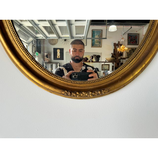 1960s Vintage Hollywood Regency French - Style Gold Wood Oval Wall Mirror For Sale - Image 5 of 9