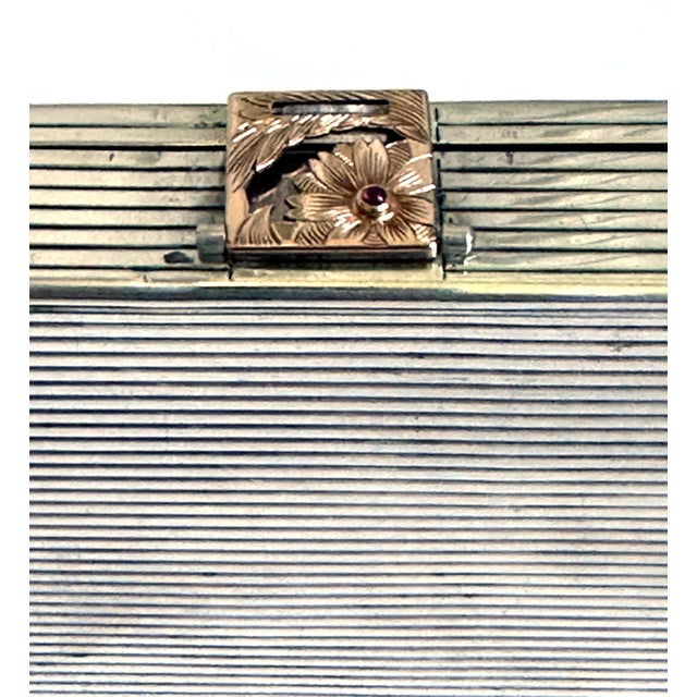 Silver Oversized Vintage French Silver Compact Case by Boucheron For Sale - Image 8 of 17