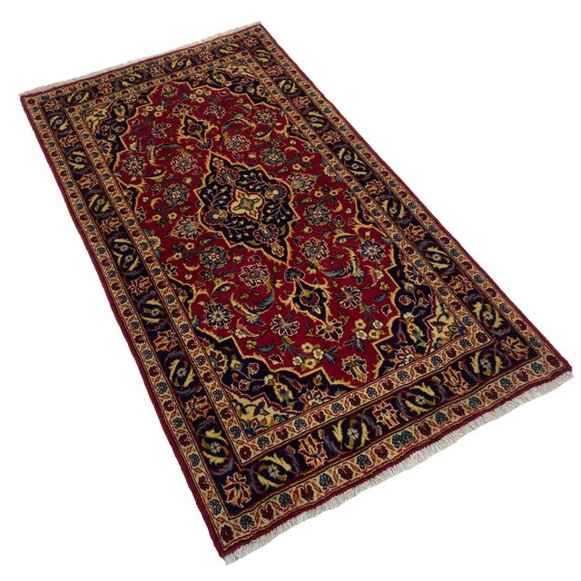 Middle Eastern Rug in Wool For Sale - Image 3 of 6