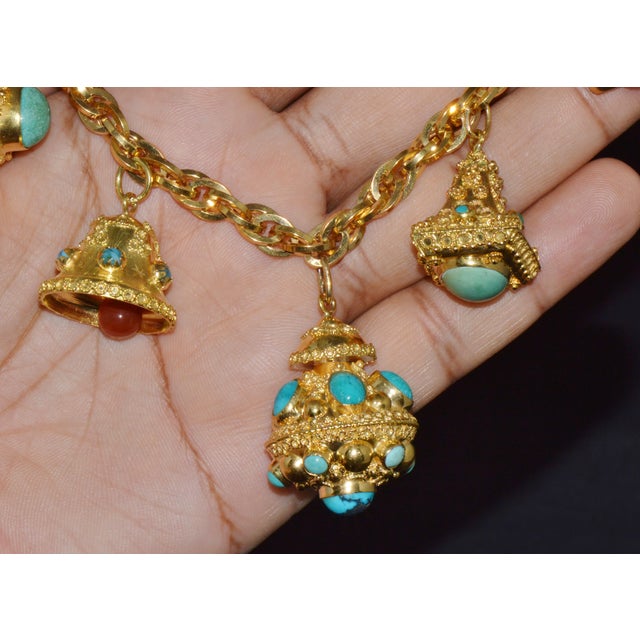 Estate Italian Unoaerre Etruscan Revival Solid 18k Gold Turquoise Carnelian Charm Fob Bracelet For Sale - Image 9 of 17