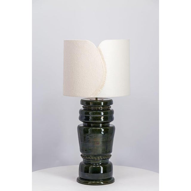 Tote Deep Green Glazed Ceramic Table Lamp by Studio Karen B For Sale - Image 4 of 8