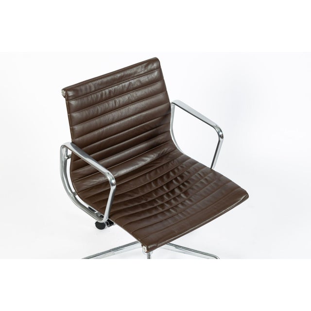 Eames Herman Miller Brown Leather Aluminum Group Thin Pad Desk Chair, 2008 For Sale - Image 10 of 18