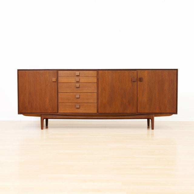 Designed by IB Kofod-Larsen for G Plan's Danish range, this exceptional Danish-inspired sideboard is a superb example of...