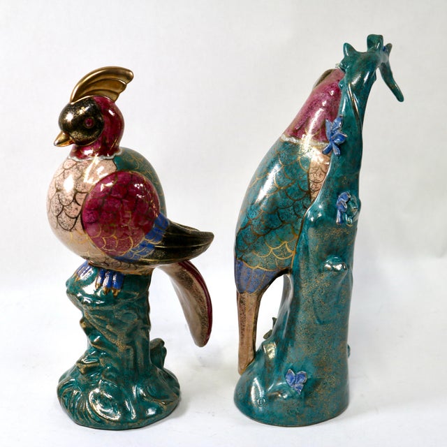 Vintage China Trader Macau Hand-Painted Porcelain Birds - A Pair For Sale - Image 4 of 10