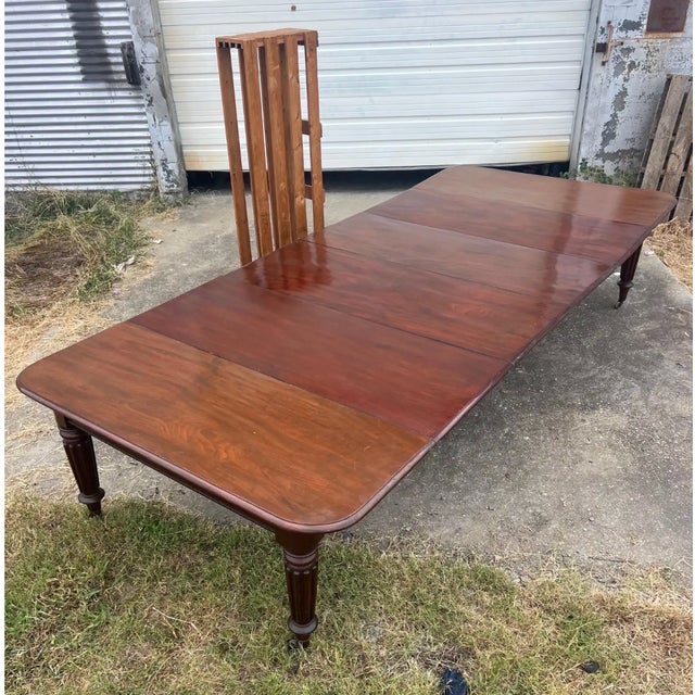 English 19th Century English Mahogany Dining Table, Likely by Gillows For Sale - Image 3 of 9
