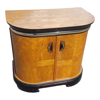 Vintage Mid 20th Century Chin Hua Style Liquor Cabinet / Dry Bar For Sale