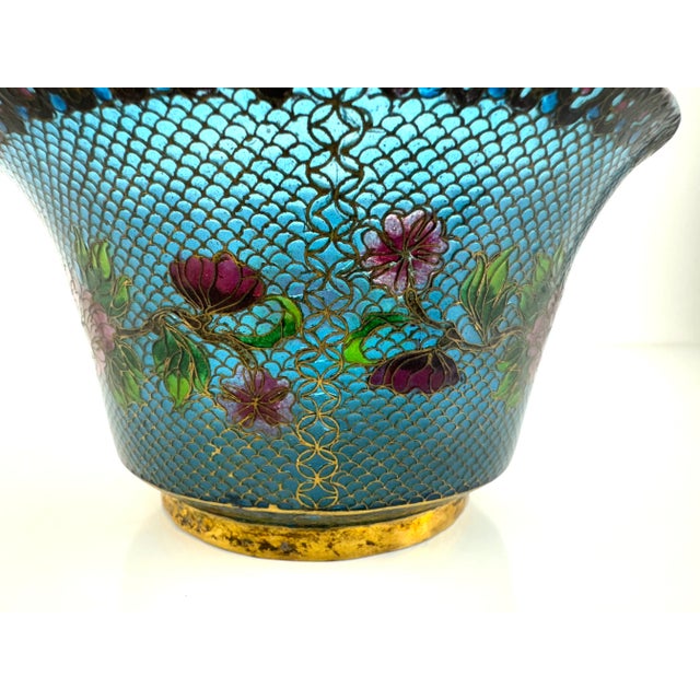 Vintage Mid 20th Century Chinese Cloisonné Decorative Bowl in Brilliant Sky Blue With Floral Motif For Sale - Image 12 of 16