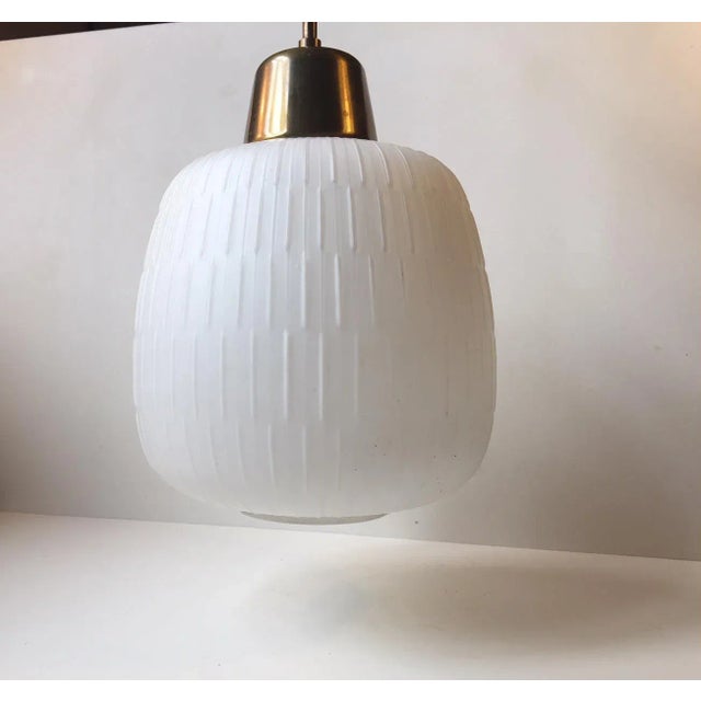 Mid-Century Modern Reeded Glass & Brass Pendant Lamp, 1950s For Sale - Image 3 of 9
