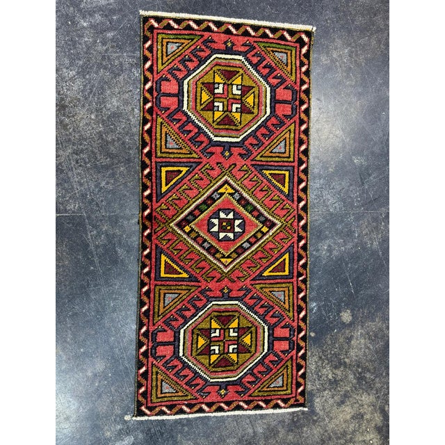 Early 21st Century Turkish Yastik Rug 1'5" x 3'2" For Sale - Image 5 of 5