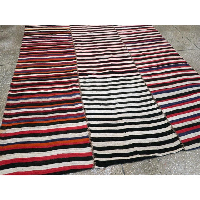 Galerie Shabab Collection Mid-20th Century Persian Flatweave Kilim Accent Rug For Sale In New York - Image 6 of 8
