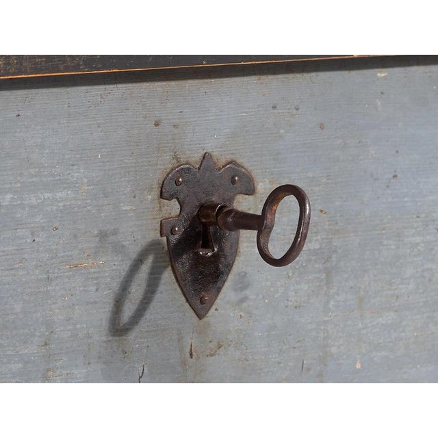 Wooden Trunk with Original Lock, 1900s For Sale - Image 5 of 18