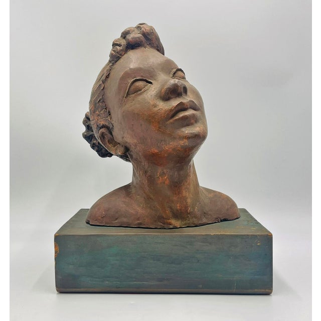 1970s Katherine Kadell Clay Bust Sculpture Female Portrait, Los Angeles Modern Art For Sale - Image 4 of 18