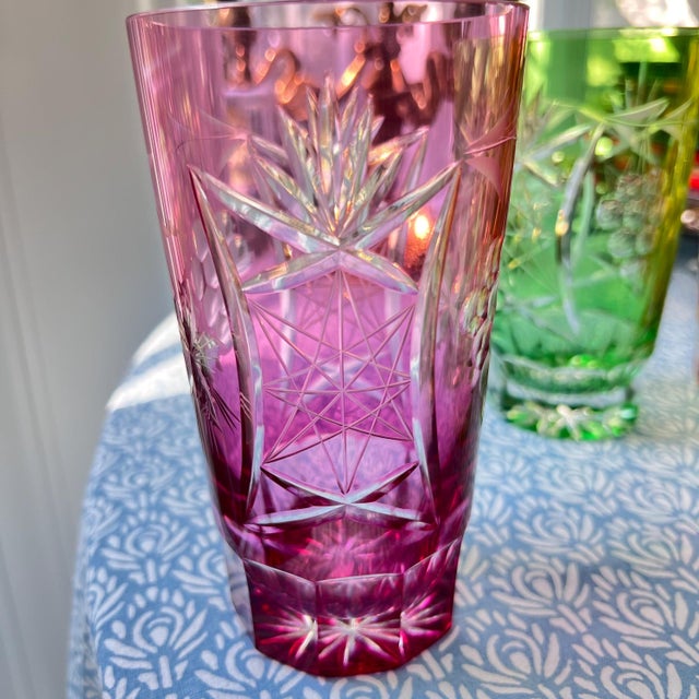 Glass 1960s Set of 6 multicolor cut to clear highball glasses attributed to Val St Lambert // cut crystal // midcentury glassware // elegant barware For Sale - Image 7 of 10