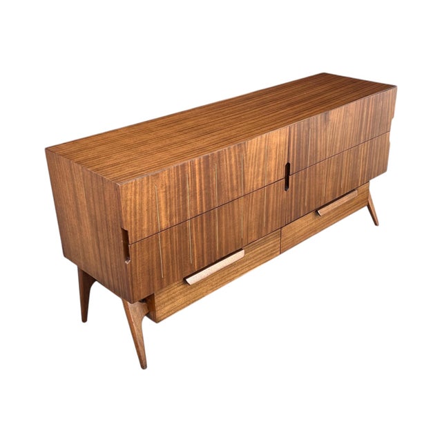 1960s Mid-Century Modern Walnut Dresser With Sculpted Integrated Pulls and Splayed Legs” For Sale - Image 5 of 15